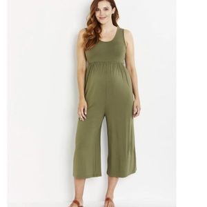 Green maternity jumpsuit medium